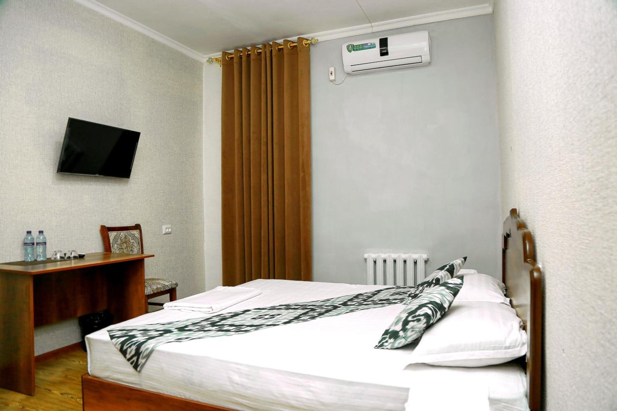 Hotel Mir Адрес Abu Ali Ibn Sino 4A Buchara Exteriör bild
