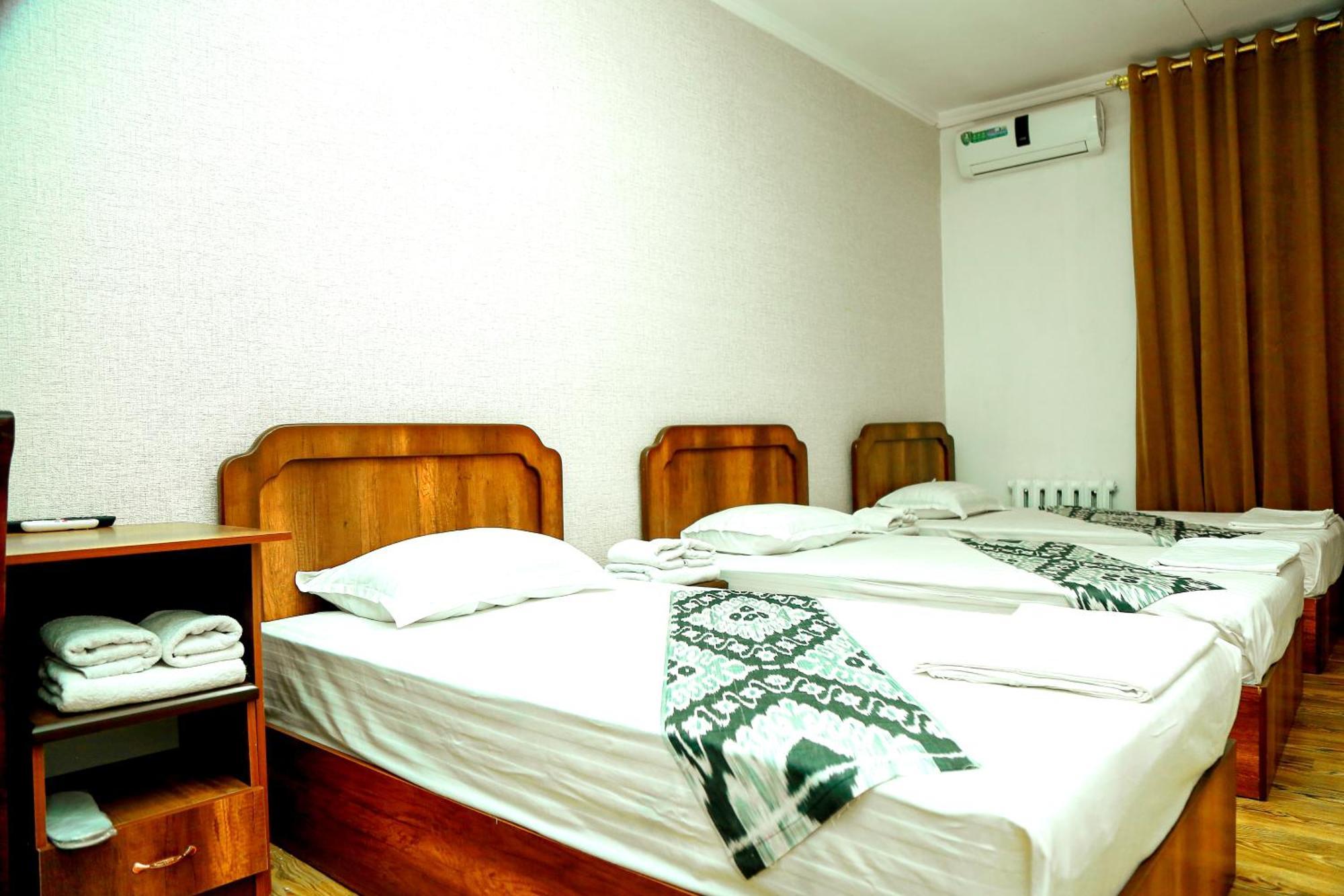 Hotel Mir Адрес Abu Ali Ibn Sino 4A Buchara Exteriör bild