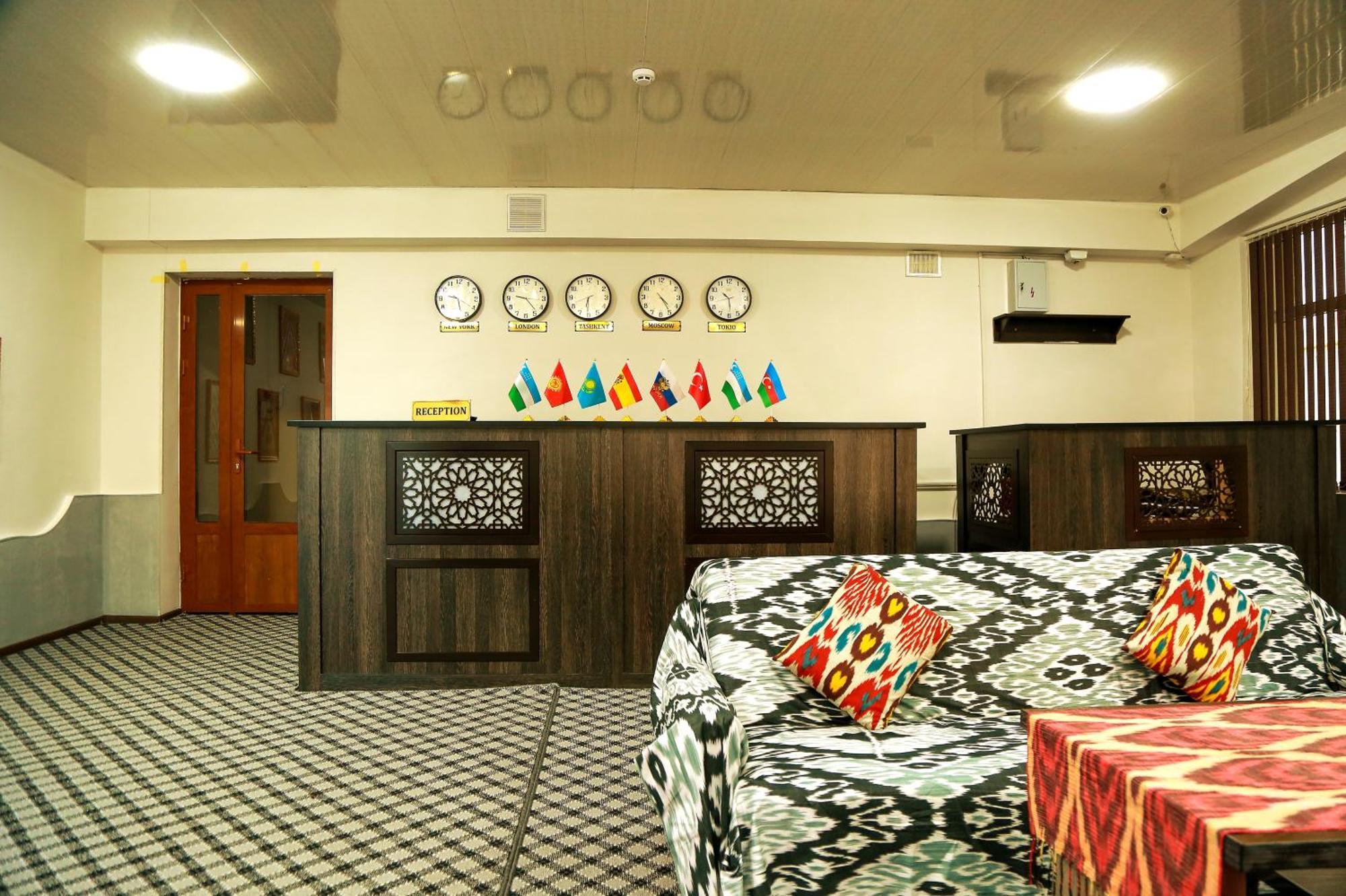Hotel Mir Адрес Abu Ali Ibn Sino 4A Buchara Exteriör bild